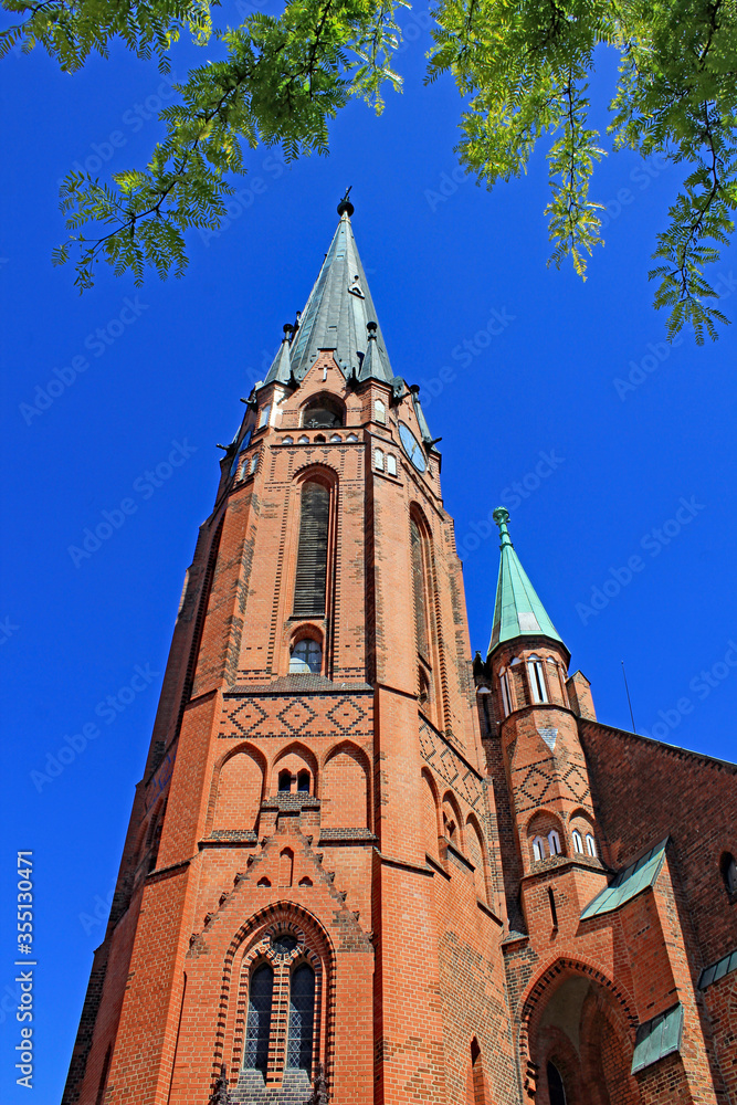 Winsen/Luhe: spätgotische St.-Marien-Kirche (1414, Niedersachsen)