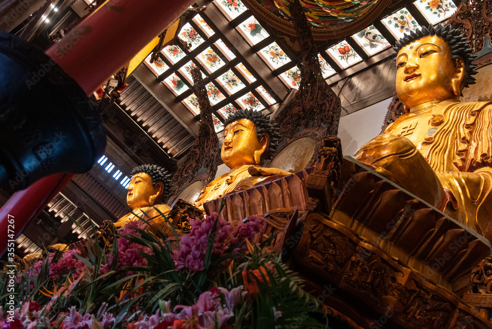 Fototapeta premium Jade Buddha temple, Shanghai, China. 02/05/2019