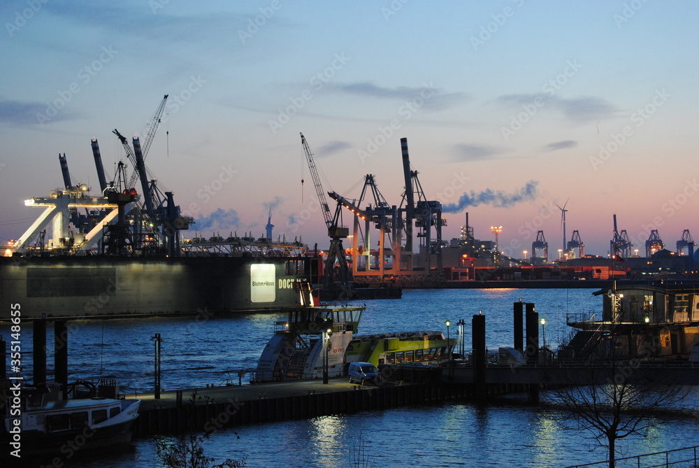 cranes in the Hamburg harbor