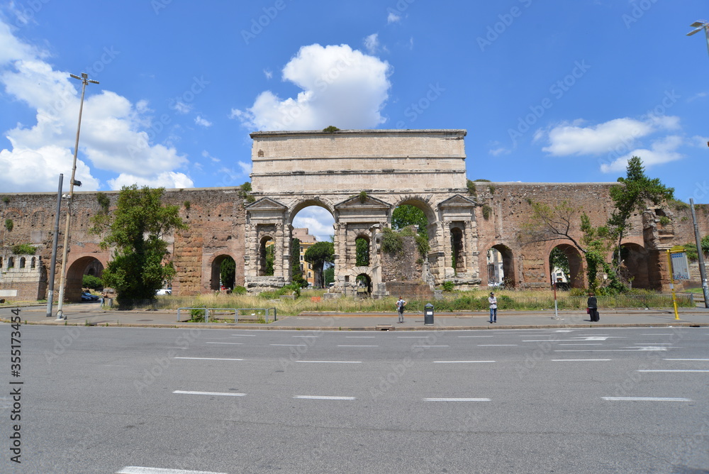 Obraz premium Roma Porta Maggiore