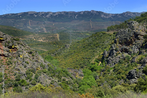 Fényképezés Estrecho de la Pena Amarilla, a fluvial defile produced by the embedding of the