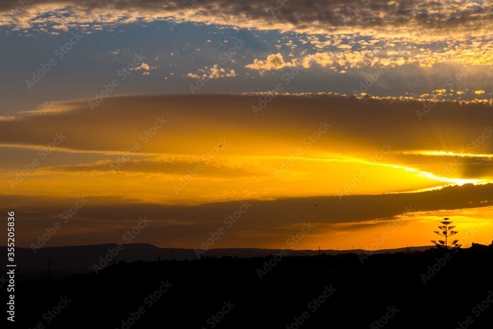 Obraz premium orange color in the sky
