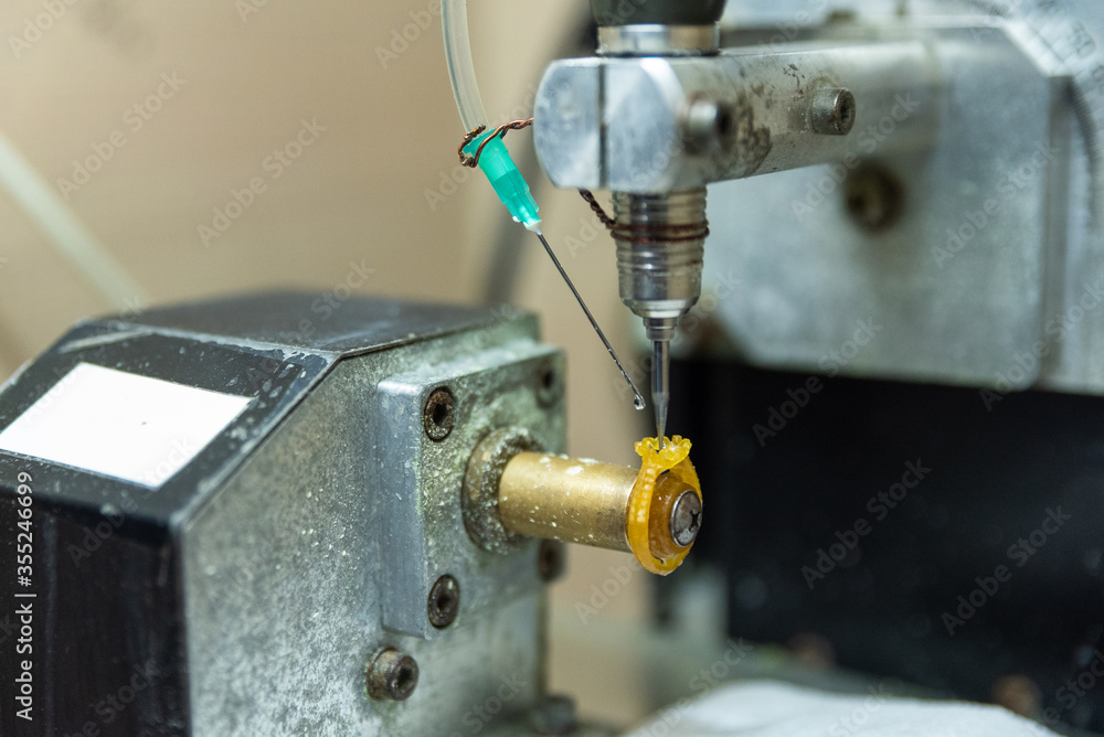 The technical process of creating mold rings for jewelry The technical process of creating mold rings for jewelry