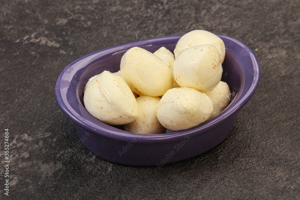 Natural tasty baby Mozarella cheese Natural tasty baby Mozarella cheese