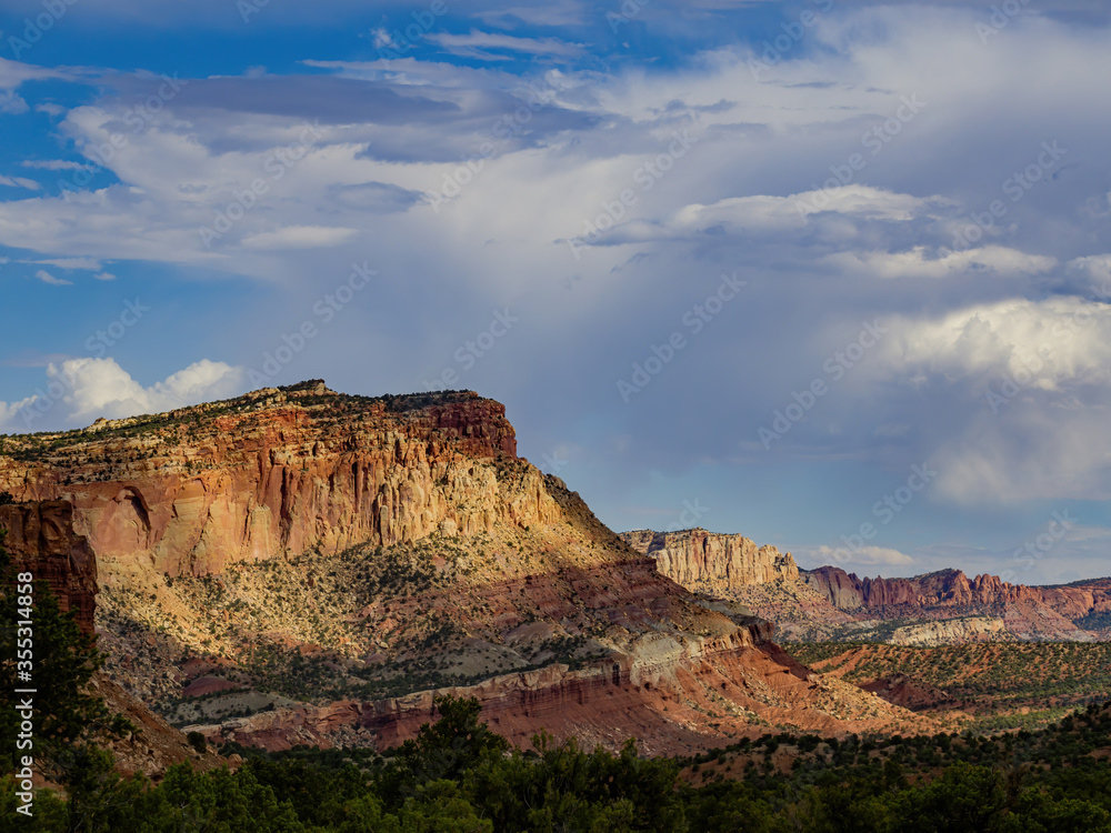 Fototapeta premium Beautiful landsacpe of Capitol Reef National Park
