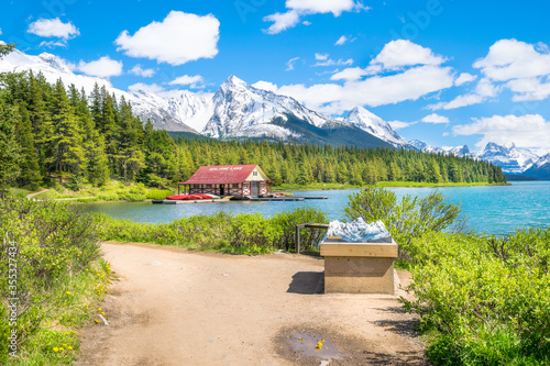 Beautiful view of Maligne Lake - Jasper National Park, Alberta - Canada