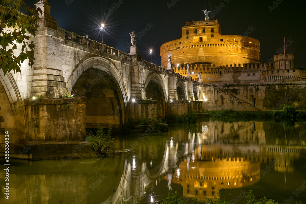 Wonderful night view of Castle Sant Angelo - Rome/Italy