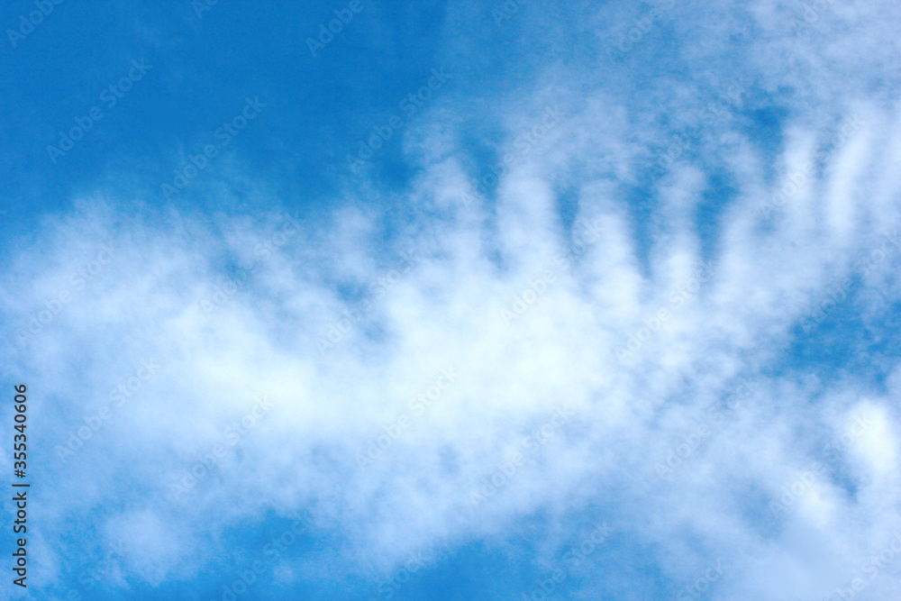 beautiful photos of the blue sky on a clear day with clean white clouds, a combination of blue and white and sparkling sunlight add a sense of enthusiasm for outdoor activities beautiful photos of the blue sky on a clear day with clean white clouds, a combination of blue and white and sparkling sunlight add a sense of enthusiasm for outdoor activities
