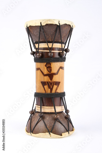 Fotografía Talking drum. Africa's traditional music instrument.