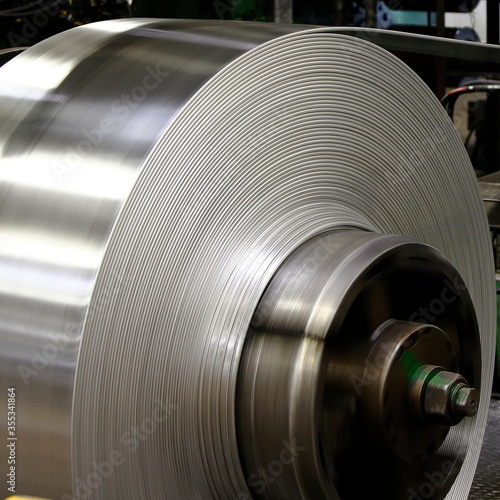 Fotomural Completed the production of aluminum sheet coils.