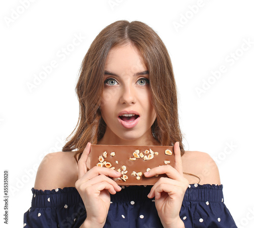 Young woman with wide eyes ...