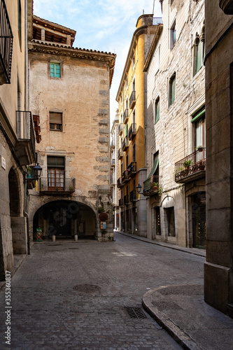 Fototapeta Naklejka Na Ścianę i Meble -  Cityscape of Girona in Catalonia, Spain.