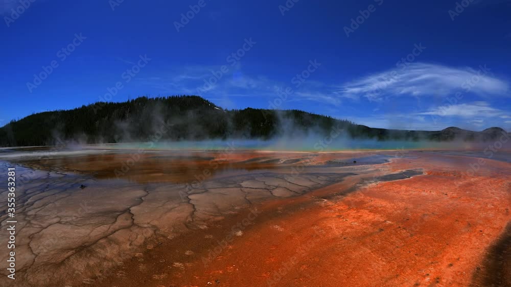 Prism Springs, Yellowstone National Park Prism Springs, Yellowstone National Park