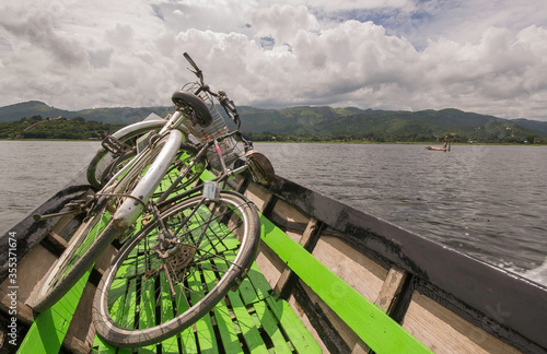 Inle lake It is the second largest lake in Myanmar.The watershed area for the lake lies to a large extent to the north and west of the lake. 