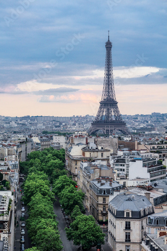 Fototapeta Naklejka Na Ścianę i Meble -  Blick über Paris