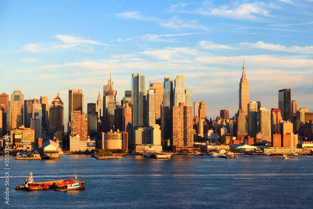 Fototapeta premium Sunset time Manhattan from New Jersey