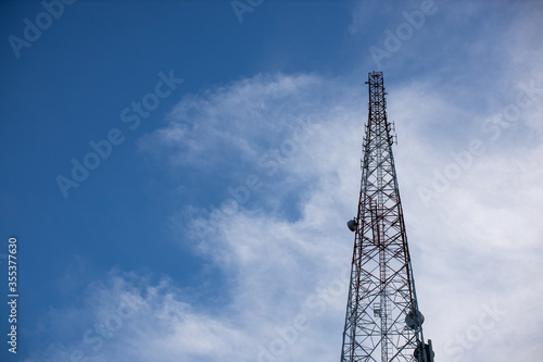 internet signal transmission tower