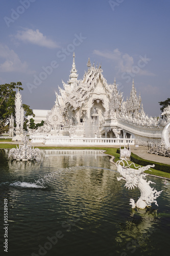 Wat Rong Khun weißer Tempel in Chiang Rai, Thailand © Nena