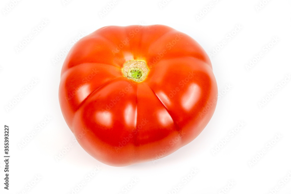grosse tomate rouge sur un fond blanc grosse tomate rouge sur un fond blanc