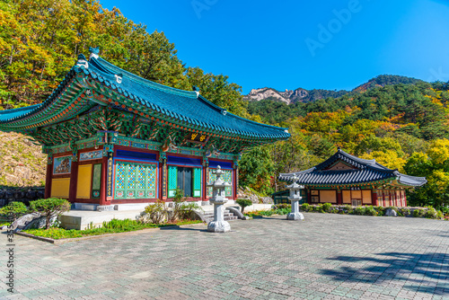 Sinheungsa temple at Seoraksan National Park in Republic of Korea photo