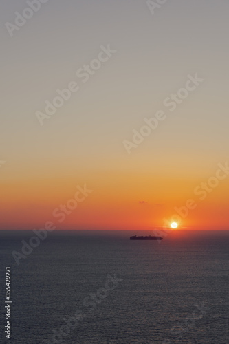 clear dawn on the coast © J.Poquet