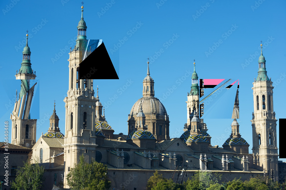 Fototapeta premium Pilar Cathedral in Zaragoza