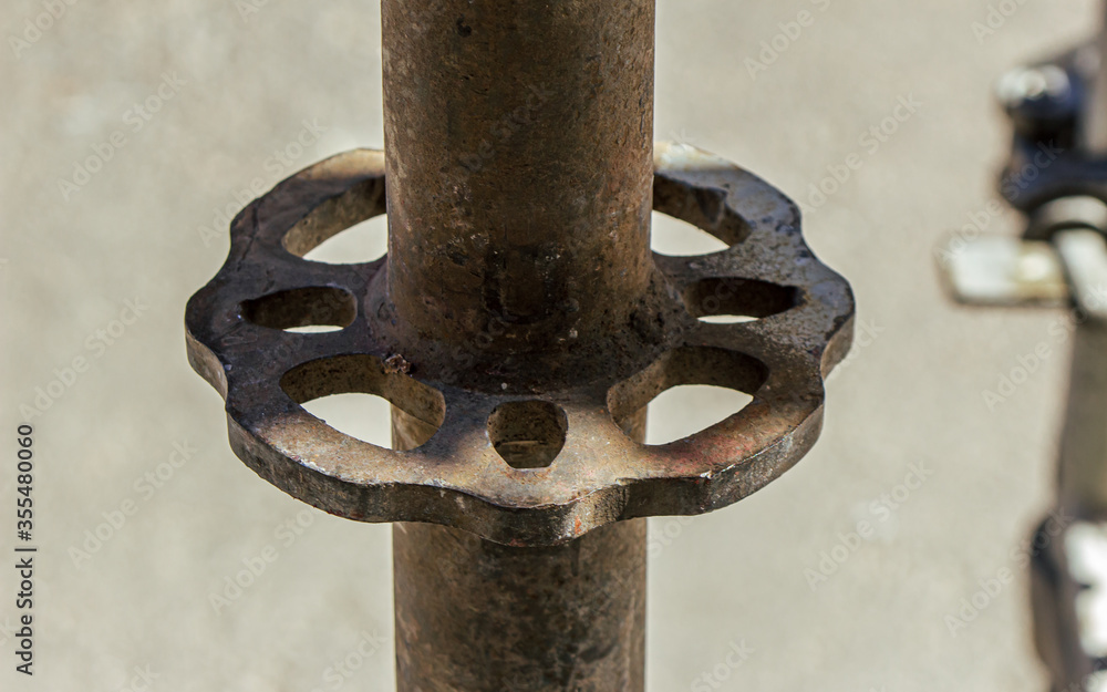 Metal building construction .scaffolding details Metal building construction .scaffolding details