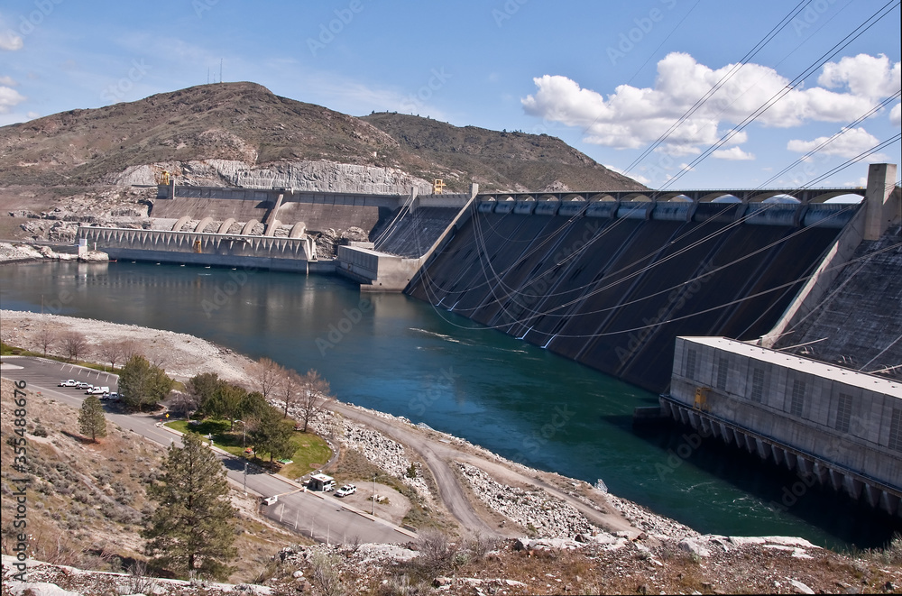 Landscape of Grand Coulee Dam in Washington State, one of the largest sources for hydro electric power on the Columbia River.  Located in Douglas County, area is arid and dry in the daytime 