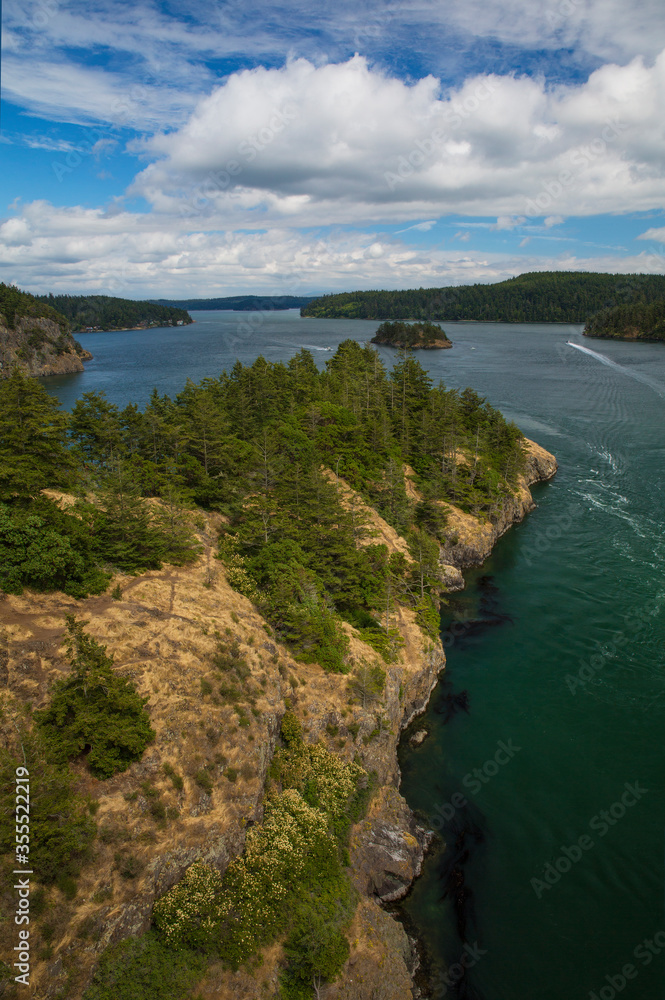 Fototapeta premium View of Deception Pass in Washington state