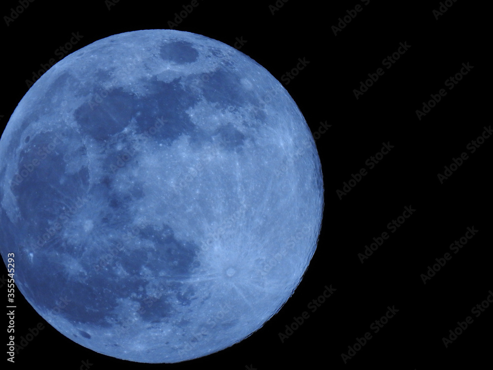 Obraz premium Full moon in night sky