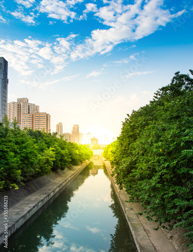 river in the city
