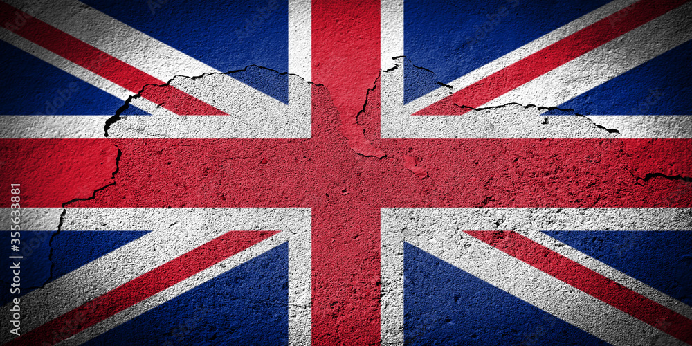 Fototapeta premium United Kingdom flag on cracked wall