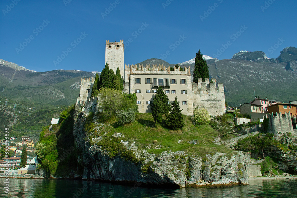 Il castello di Malcesine. Lago di Garda