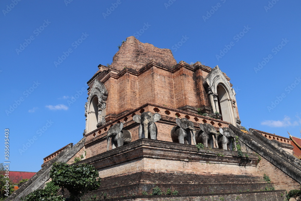 Wat Chedi Luang à Chiang Mai, Thaïlande