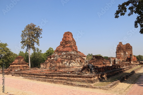 Temple du parc historique de Sukhotha    Tha  lande 