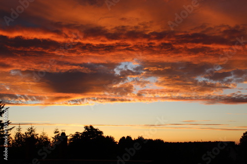 sun,krajobraz,chmury,słońce,burza 