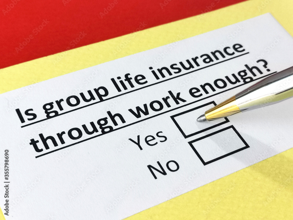 Obraz premium Questionnaire about insurance