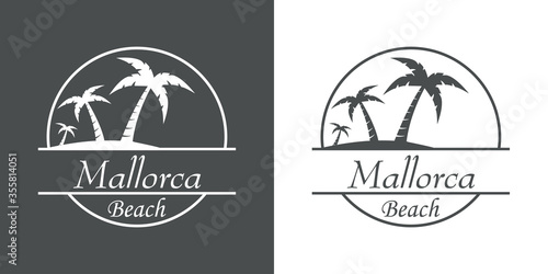 Símbolo destino de vacaciones. Icono plano texto Mallorca Beach en círculo con playa y palmeras en fondo gris y fondo blanco