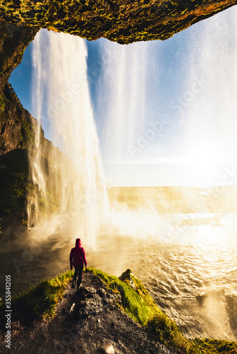 La cascata di Seljalandsfoss