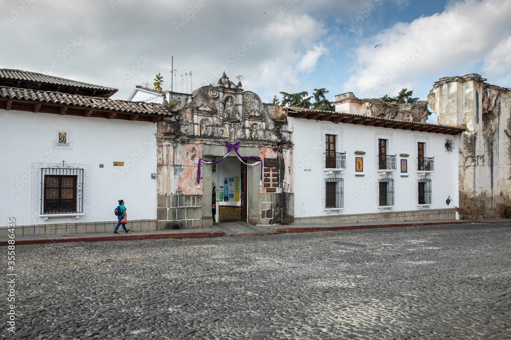 Streets of old colonial town of Anitgua in Guatemala