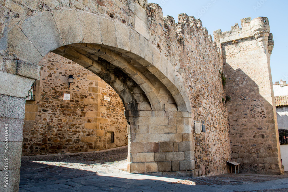 Arco de la Estrella en Cáceres