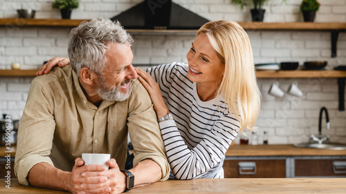 Принти на полотні Cheerful senior couple enjoying life and fun together