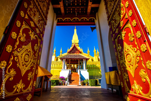 Main pagoda of Pha That Luang temple in Vientiane , Laos