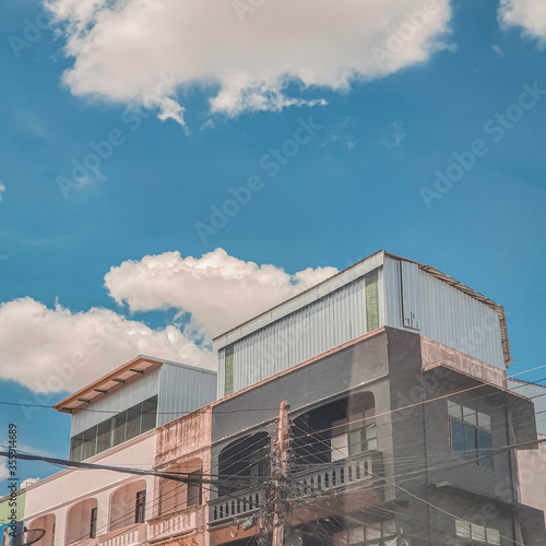Wallpaper Mural modern building with blue sky Torontodigital.ca
