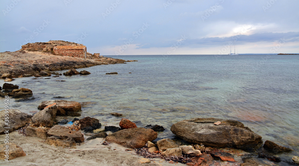 Strandabschnitt in den Salinen bei Es Trenc Mallorca