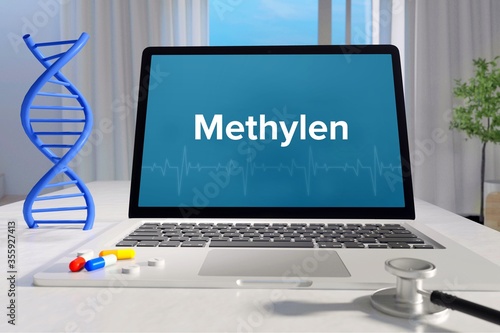 Methylen. Laptop mit Begriff/Text auf Monitor. Computer von Arzt im Büro. DNA und Stethoskop. Medizin, Gesundheitswesen photo