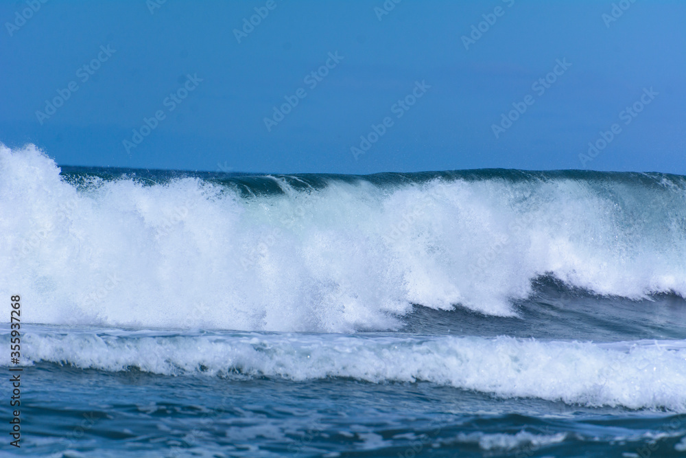 San Diego La Jolla Massive Waves