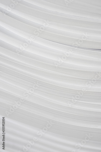 Stack of white papers vertical background © ANGHI