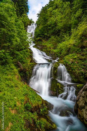 Le suggestive cascate del Saut, ammirabili in Valle Pesio (provincia di Cuneo), all'interno del Parco Naturale delle Alpi Marittime