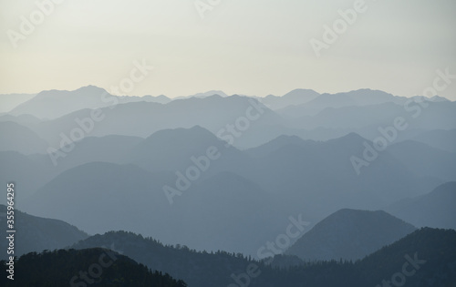 Spectacular Mountain Ranges  © The Cheroke
